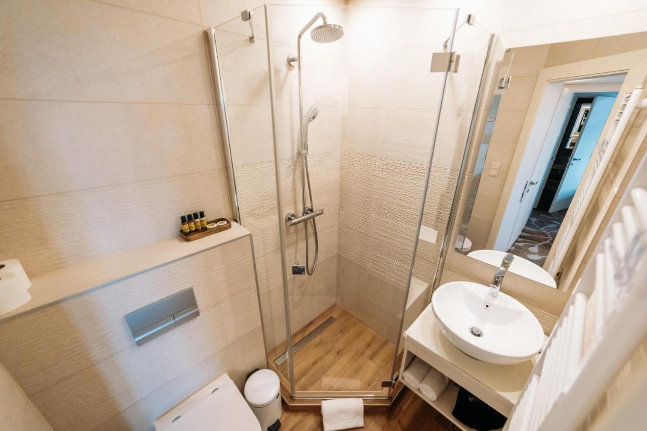 Labashaz Debrecen Bed & Breakfast Bagian luar foto